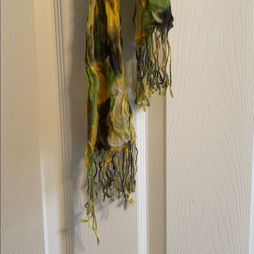Multi Colored Scarf - Picture 3 of 4